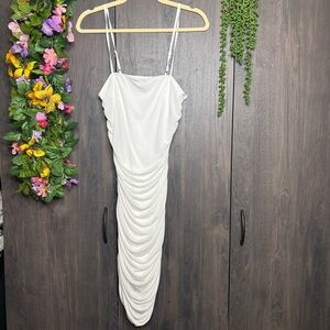 ^🌼3/$30🌼NWOT Shein White Scrunch Dress Size Medium